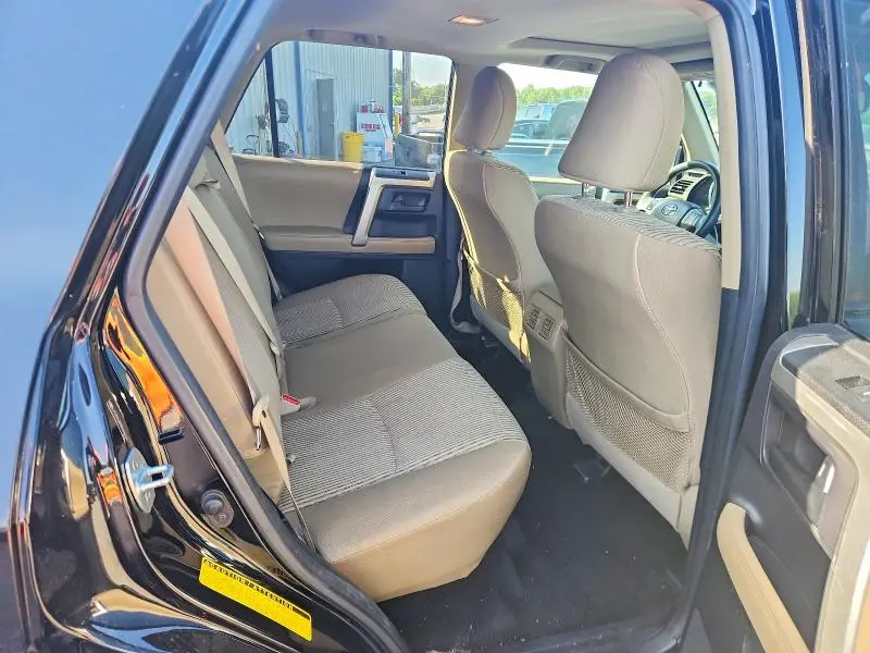 2011 TOYOTA 4RUNNER SR5  
