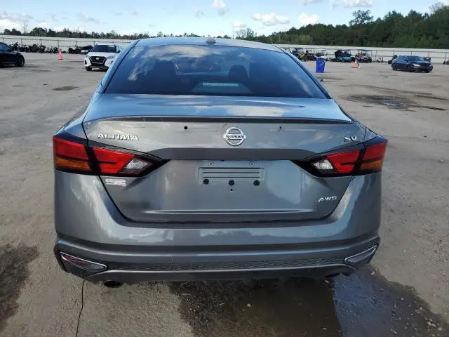 2022 NISSAN ALTIMA SV  