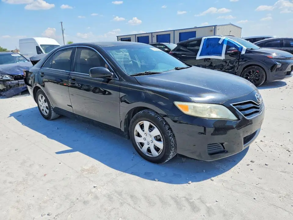 2010 TOYOTA CAMRY LE  