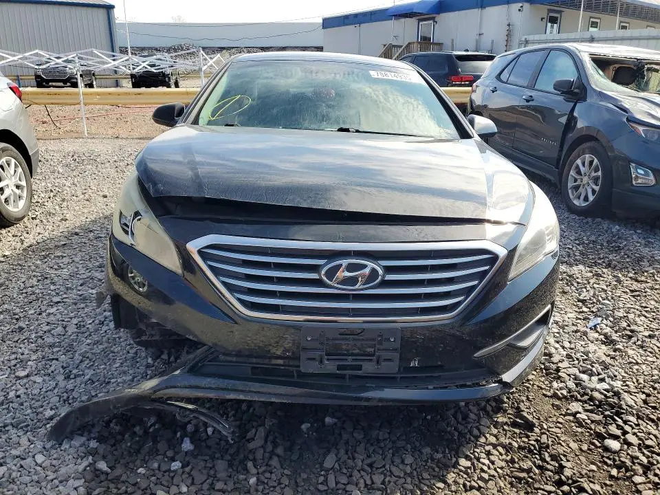 2017 HYUNDAI SONATA SE  