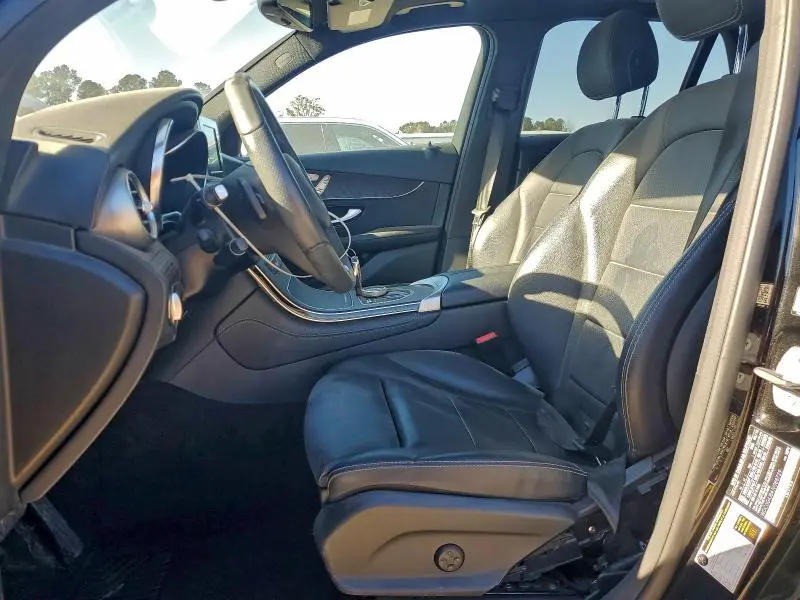 2018 MERCEDES-BENZ GLC 300  