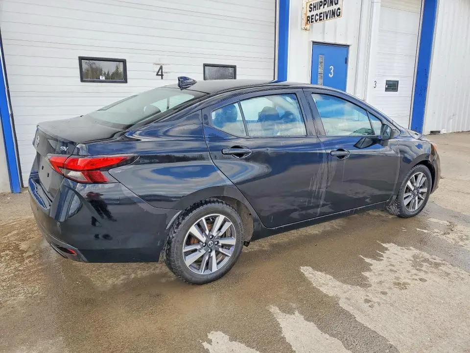 2021 NISSAN VERSA SV  