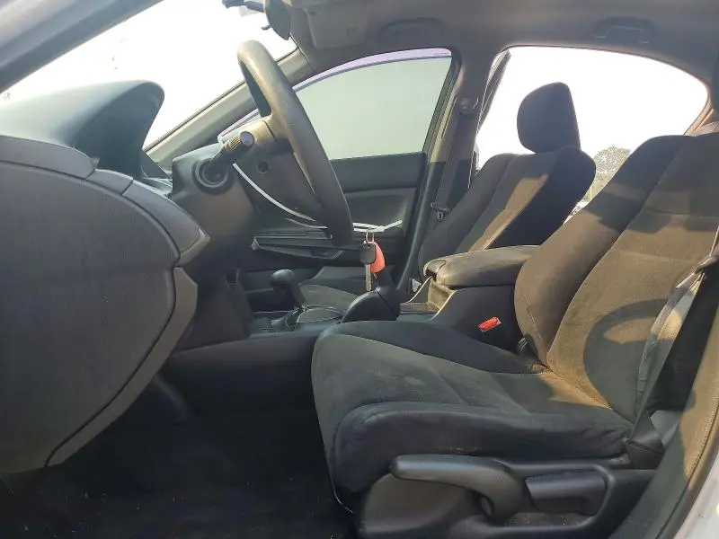 2010 HONDA ACCORD LX  
