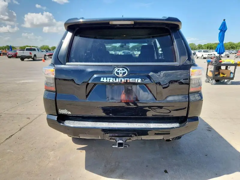 2019 TOYOTA 4RUNNER SR5/SR5 PREMIUM  