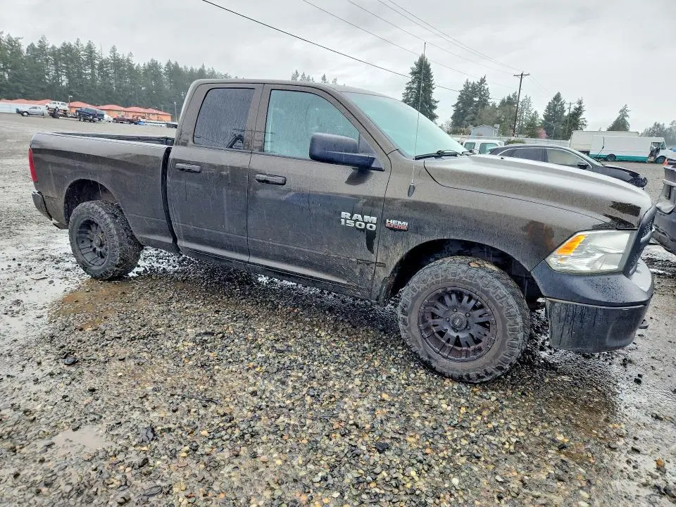 2014 RAM 1500 ST  