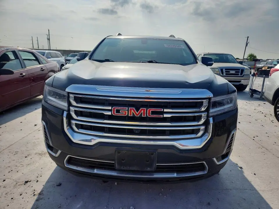2020 GMC ACADIA SLT  