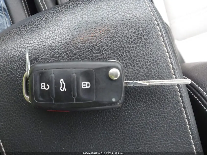 2016 VOLKSWAGEN JETTA 1.8T SPORT