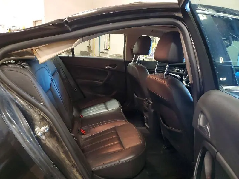 2011 BUICK REGAL CXL  