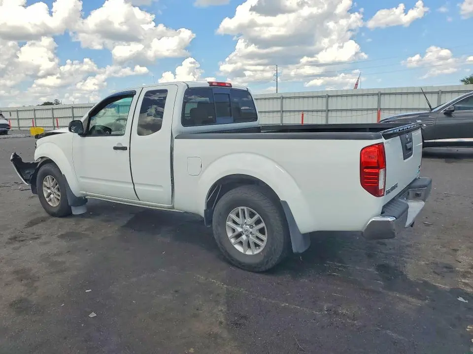 2017 NISSAN FRONTIER SV V6  