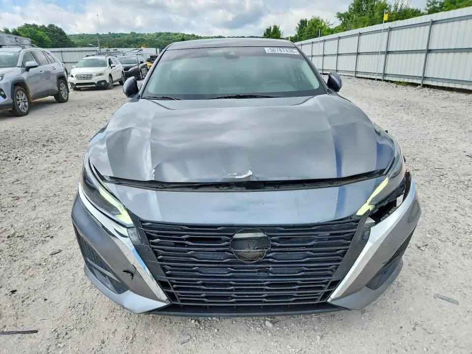 2023 NISSAN ALTIMA SV  