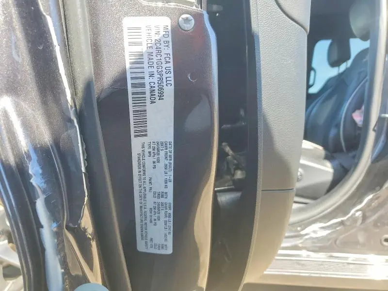 2023 CHRYSLER PACIFICA LIMITED  