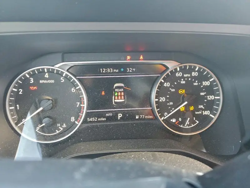 2025 NISSAN PATHFINDER S  