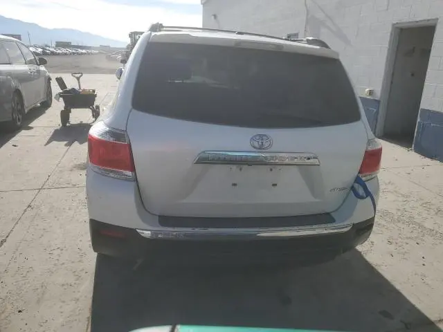 2011 TOYOTA HIGHLANDER BASE  