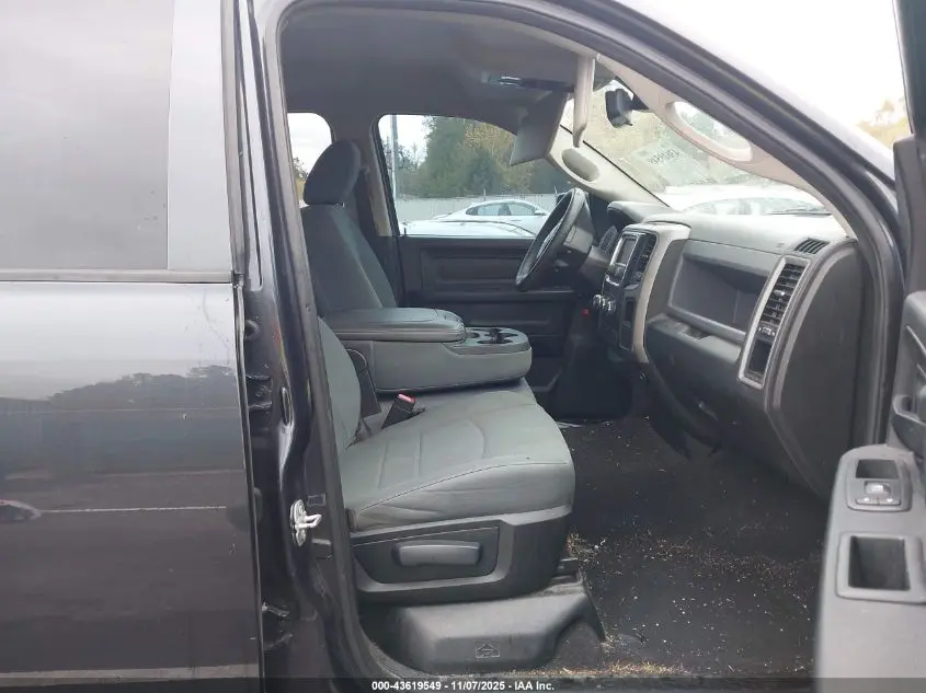 2016 RAM 1500 EXPRESS