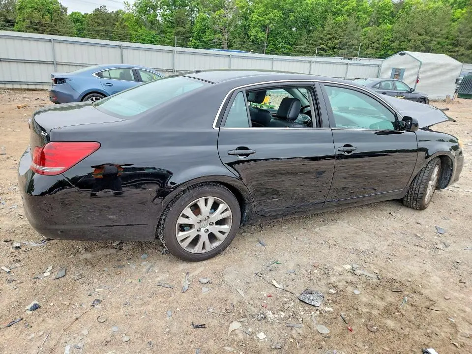 2010 TOYOTA AVALON XLS  