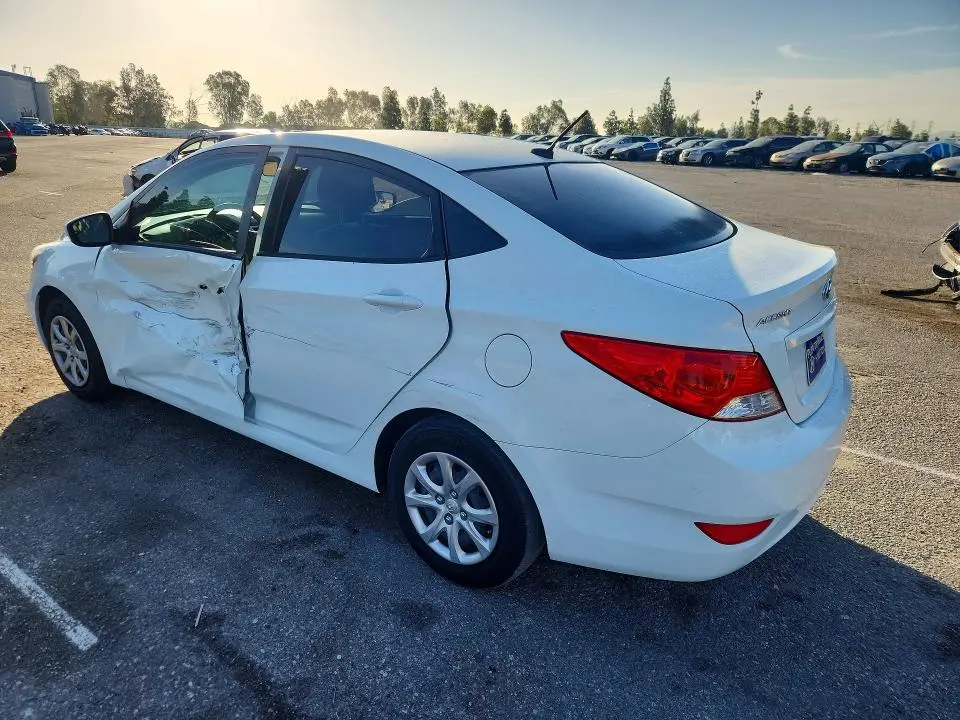 2014 HYUNDAI ACCENT GLS  
