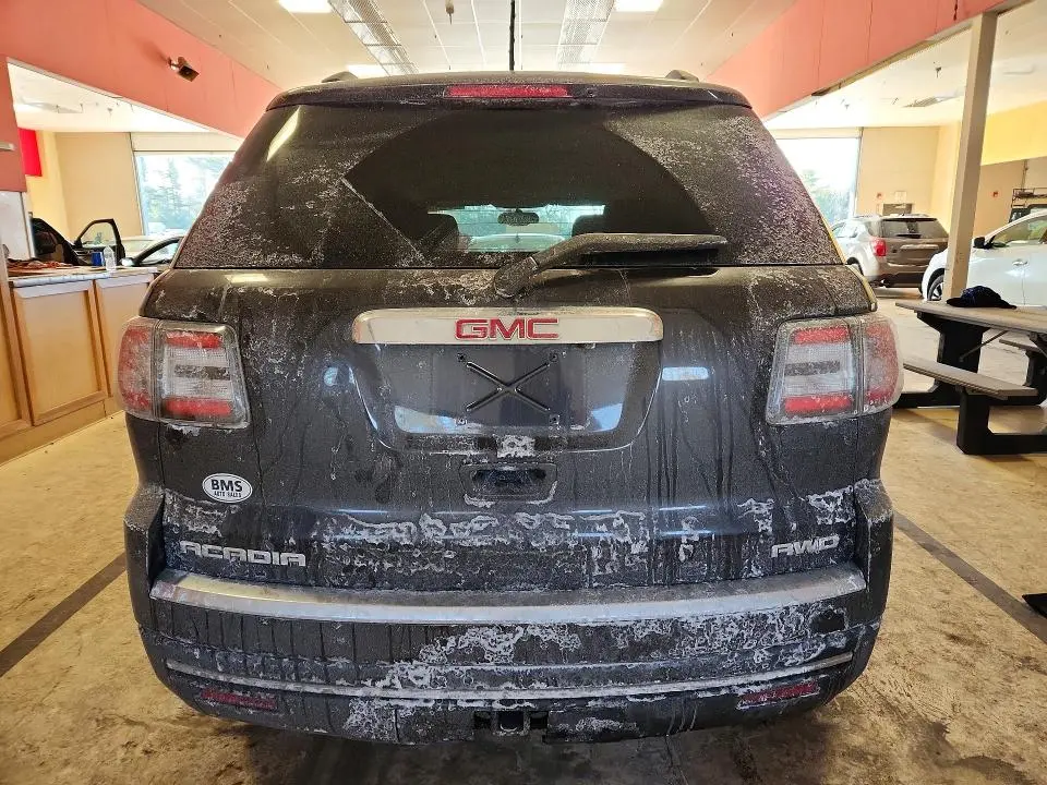 2015 GMC ACADIA SLE  