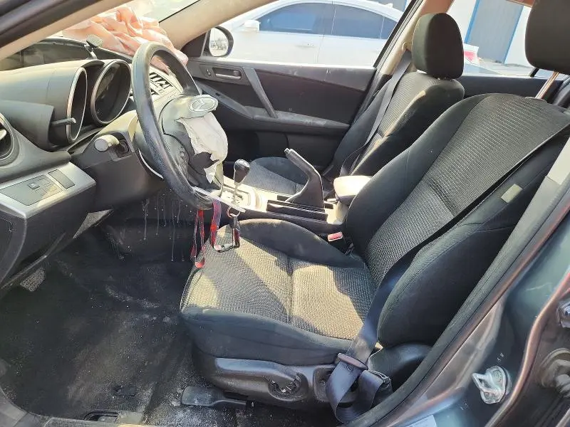 2013 MAZDA 3 I  