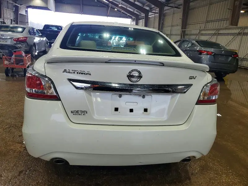 2015 NISS ALTIMA 2.5   