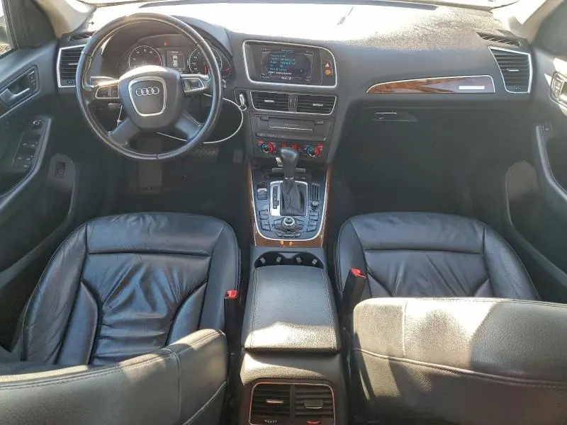 2010 AUDI Q5 PREMIUM PLUS  