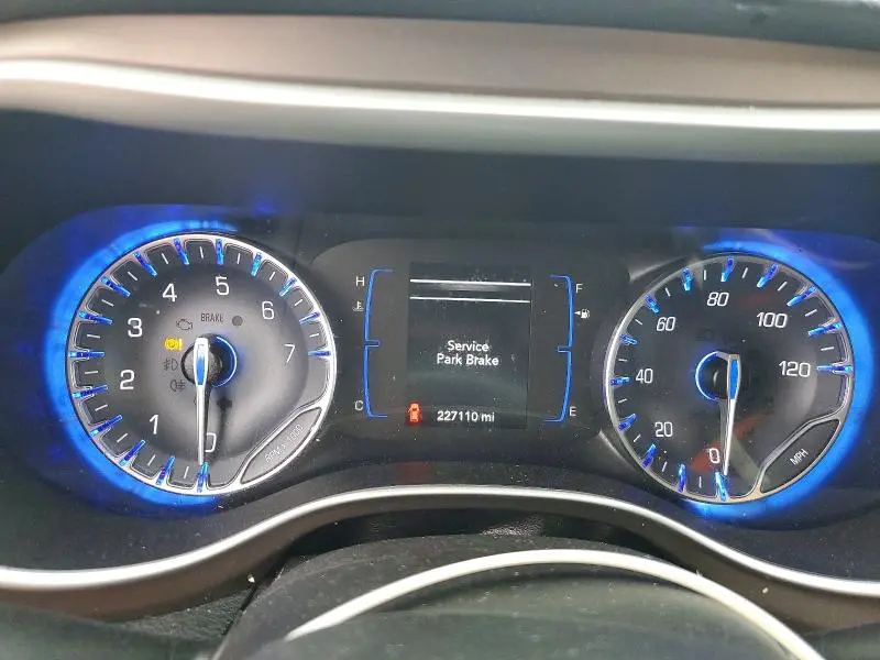 2021 CHRYSLER VOYAGER LXI  