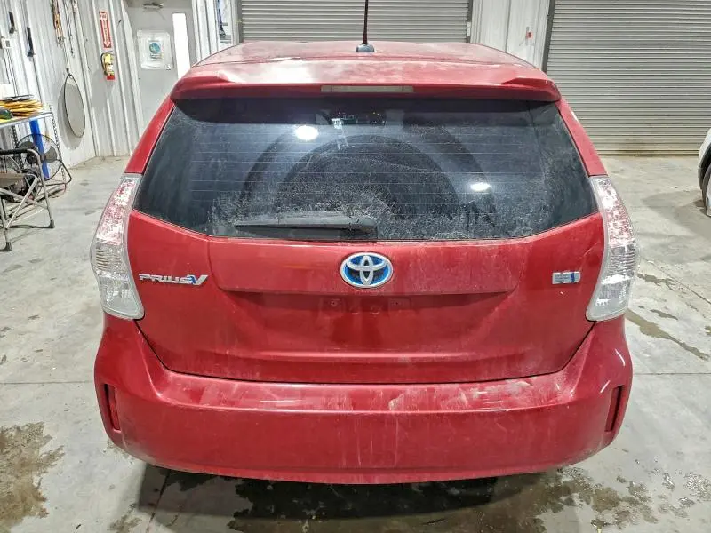 2013 TOYOTA PRIUS V   