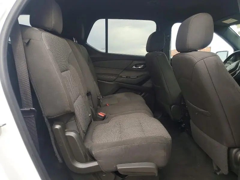2023 CHEVROLET TRAVERSE LT  