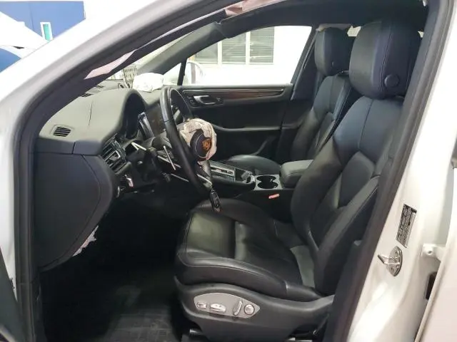 2023 PORSCHE MACAN BASE  