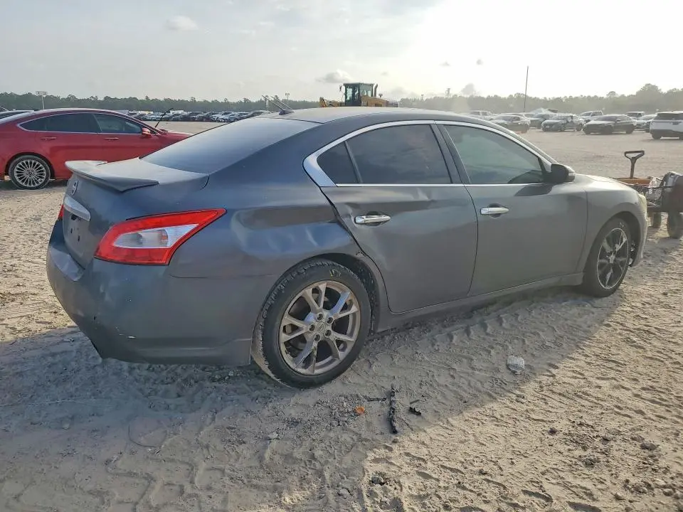 2011 NISSAN MAXIMA 3.5 S  