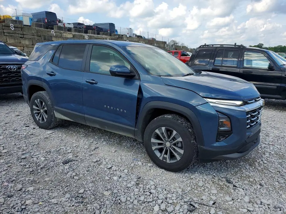 2025 CHEVROLET EQUINOX LT  