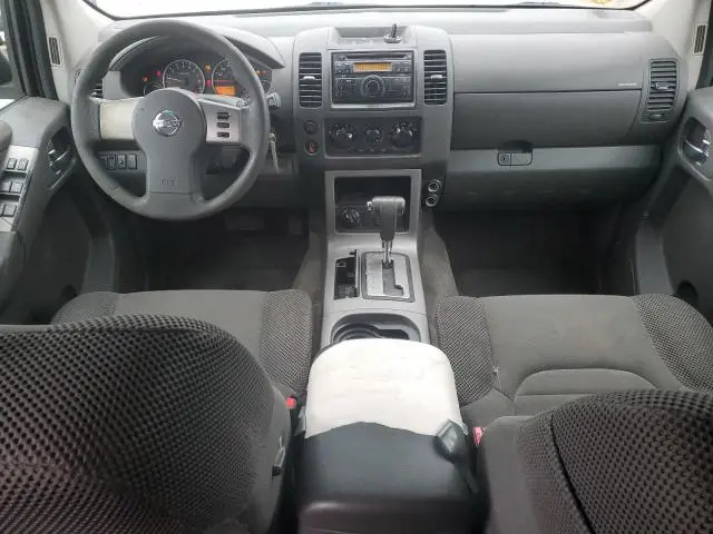 2010 NISSAN PATHFINDER S  