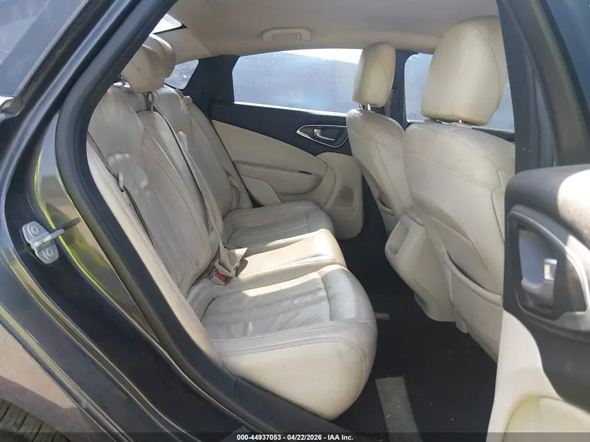 2016 CHRYSLER 200 LIMITED PLATINUM