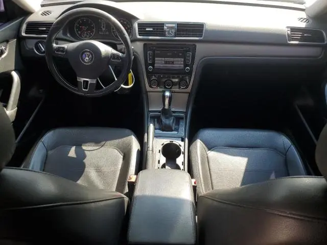 2014 VOLKSWAGEN PASSAT SE  