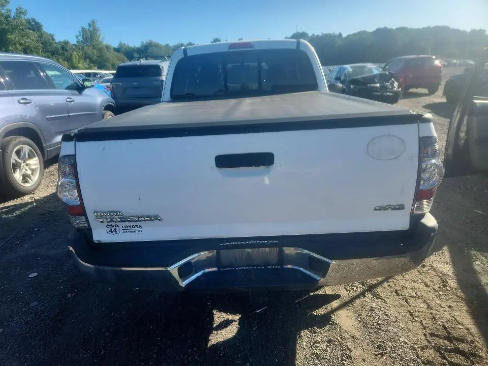 2010 TOYOTA TACOMA BASE  