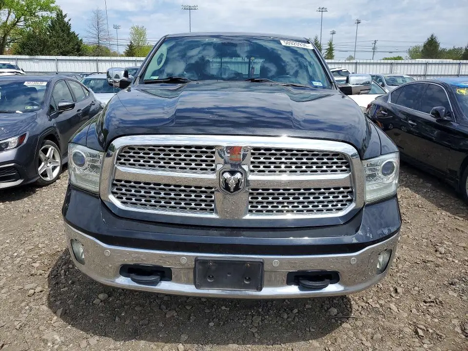 2016 RAM 1500 LARAMIE  