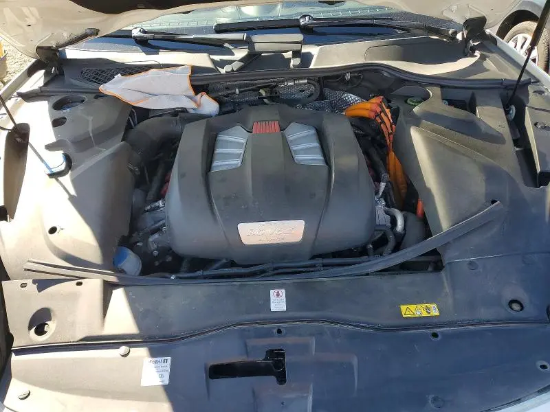 2016 PORSCHE CAYENNE SE HYBRID  