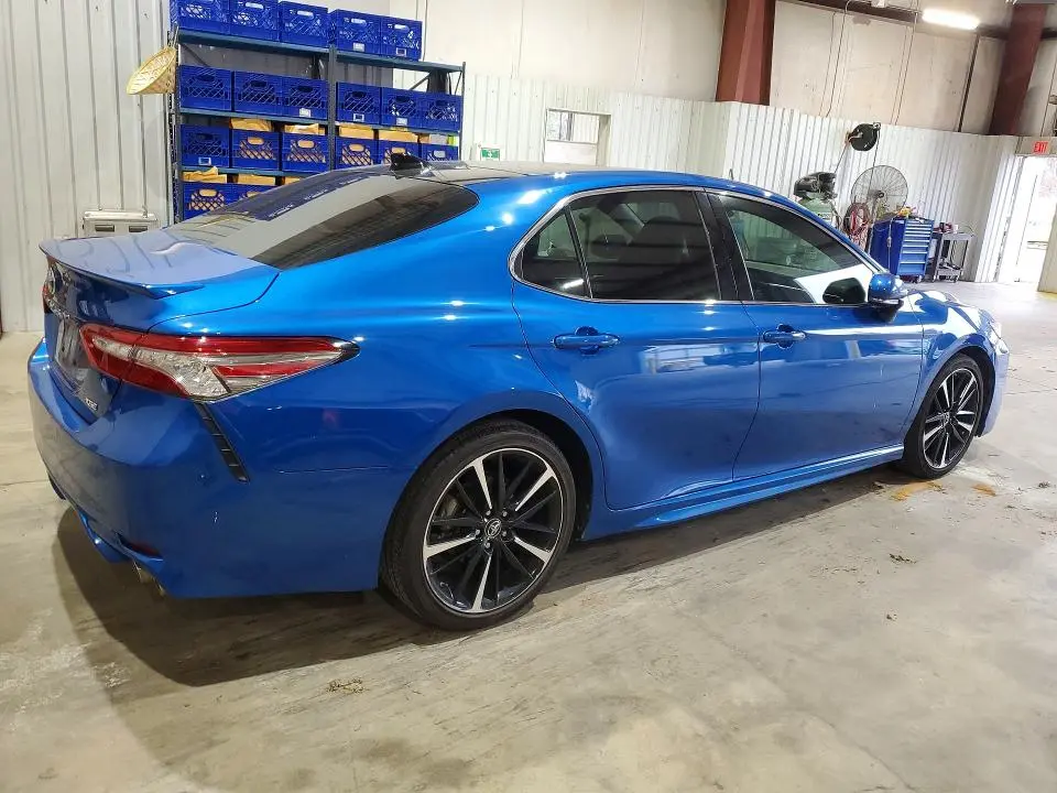 2018 TOYOTA CAMRY XSE  