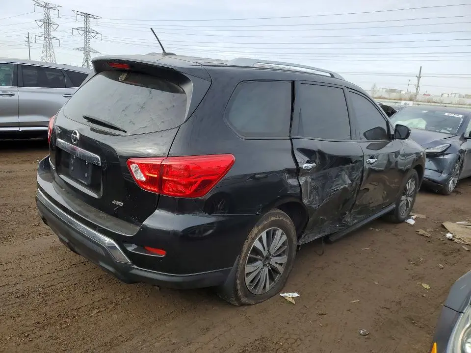 2017 NISSAN PATHFINDER S  