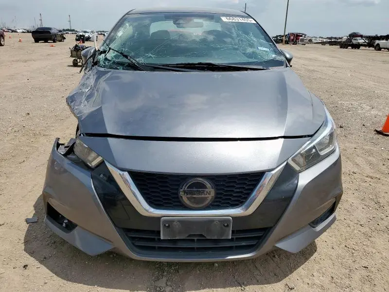 2020 NISSAN VERSA SV  