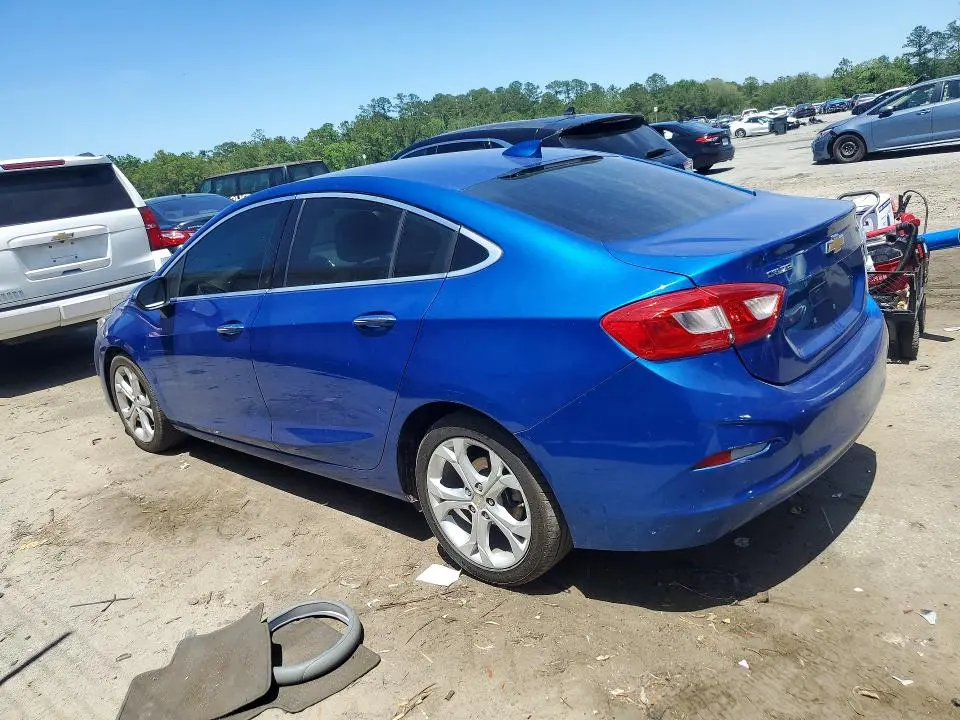 2017 CHEVROLET CRUZE   