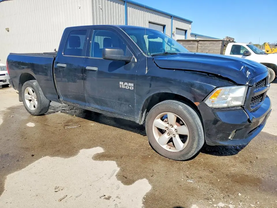 2014 RAM 1500 ST  