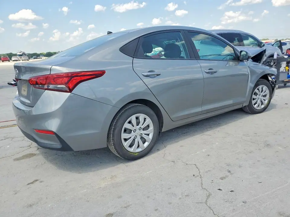 2022 HYUNDAI ACCENT SE  