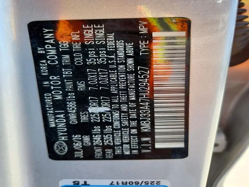 2017 HYUNDAI TUCSON SE  