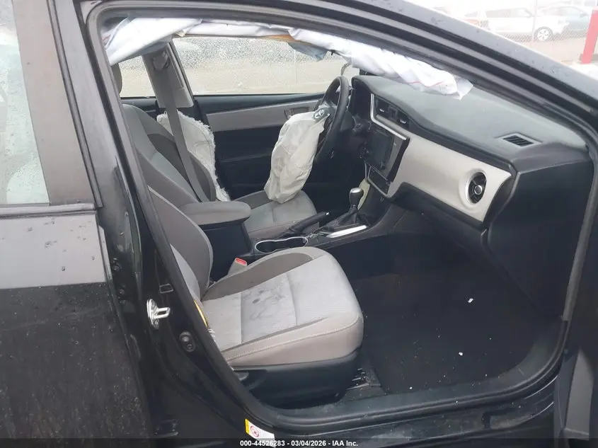 2017 TOYOTA COROLLA LE