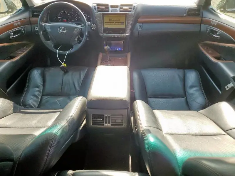2010 LEXUS LS 460  