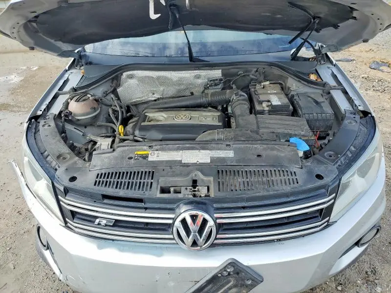 2016 VOLKSWAGEN TIGUAN S  