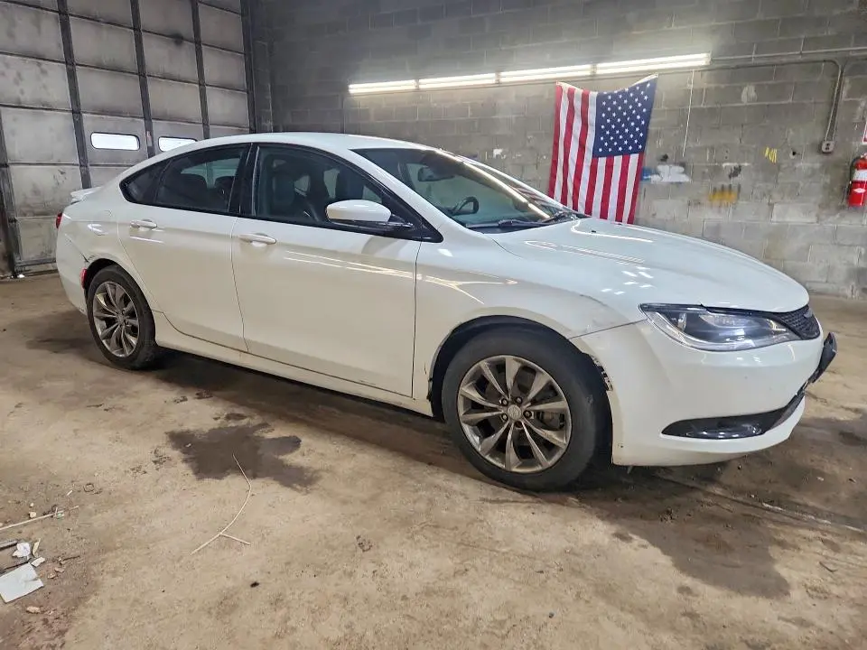 2015 CHRYSLER 200 S  