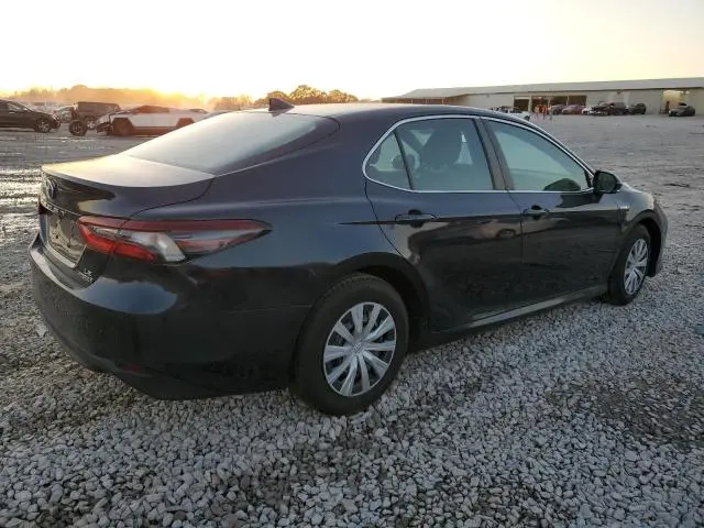 2021 TOYOTA CAMRY LE  