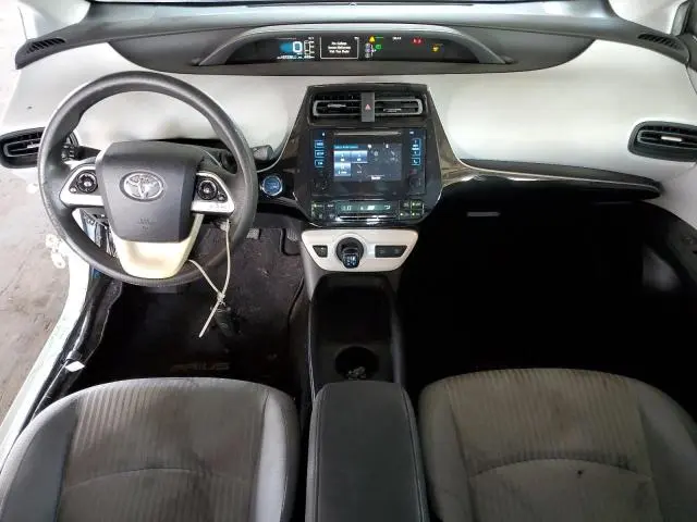 2017 TOYOTA PRIUS   