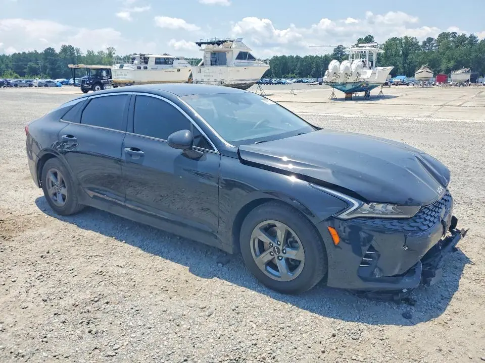 2022 KIA K5 LXS  